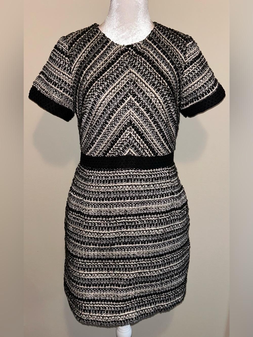 H&M Black&White Textured Knit Short Sleeve Dress